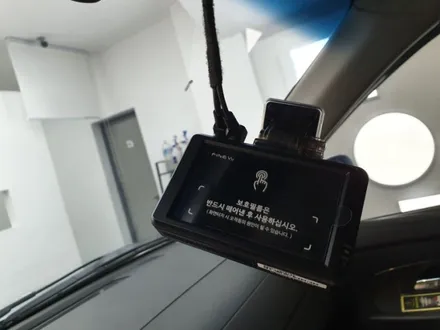 글라스틴트 로데 글라스틴트 펜더 조합 뉴렉스턴 썬팅 블랙박스 파인뷰 lx2000