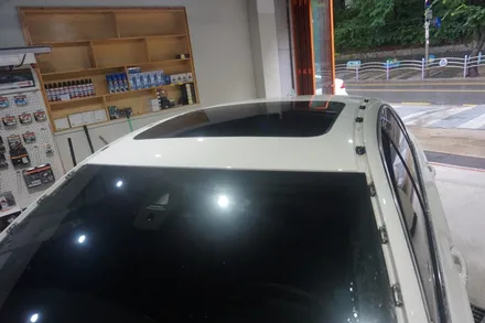 경기도 안산 랩핑 전문점 디비튠에서 bmw 520d 루프스킨했어요~ / 안산시 상록구 이동