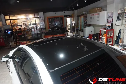경기도 안산랩핑 안산LED튜닝 전문 디비튠에서 BMW 520d 루프스킨 시공 진행해드렸습니다! / 안산시 상록구 이동