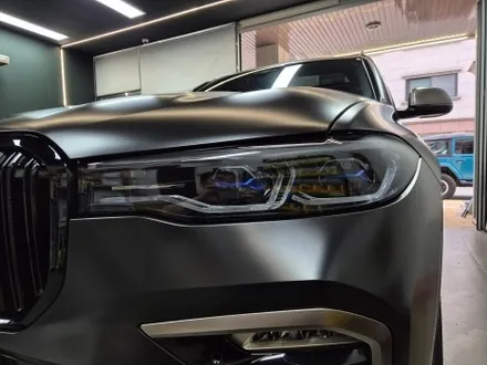 BMW X7 \