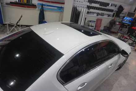 루프스킨 으로 드레스업한 신형 bmw520i ! / 안산시 상록구 이동