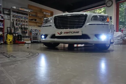 크라이슬러 뉴 300c LED, Hid교체로 더 안전하게 / 안산시 상록구 이동