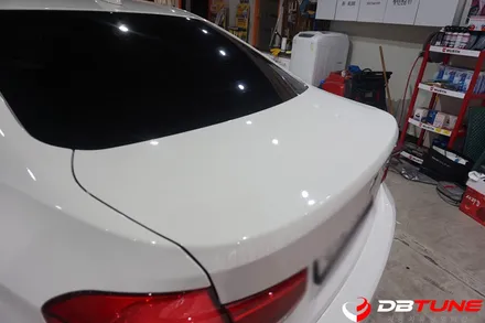 경기도 수원 안산랩핑 전문점 디비튠 : BMW 320D차량 미러커버, 스포일러 및 루프스킨 시공해드렸어요! / 안산시 상록구 이동