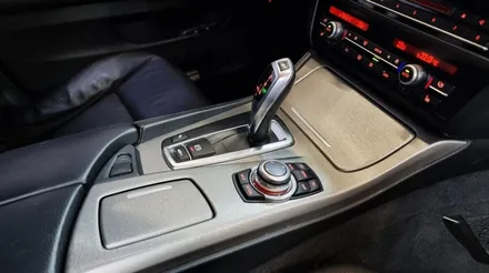 화성 BMW F10 520D 실내 우드랩핑 완벽하게 / 안산시 상록구 이동