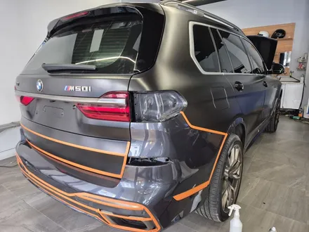 BMW X7 \