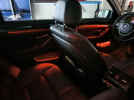 BMW 528i 순정엠비언트 광량업! 안산수입차LED튜닝! / 안산시 상록구 이동