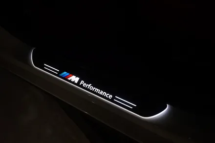 안산 시흥 LED 전문점에서 BMW330I 라이트필름 도어무빙스카프 코딩까지? / 안산시 상록구 이동