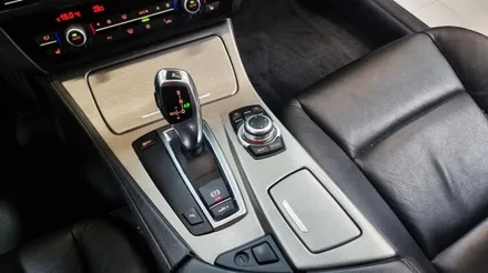 화성 BMW F10 520D 실내 우드랩핑 완벽하게 / 안산시 상록구 이동