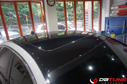 경기도 안산랩핑 안산LED튜닝 전문 디비튠에서 BMW 520d 루프스킨 시공 진행해드렸습니다! / 안산시 상록구 이동