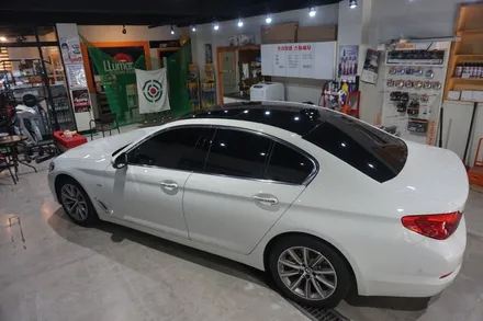 루프스킨 으로 드레스업한 신형 bmw520i ! / 안산시 상록구 이동