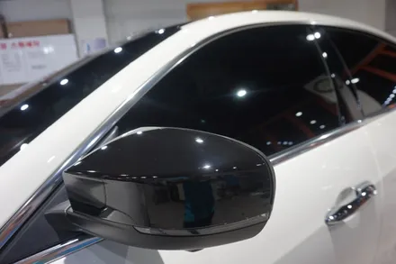경기도 안산 안양 led 랩핑 전문점 디비튠에서 기블리 차량 포인트랩핑 사이드미러 랩핑 루프스킨 카스킨 작업했어요~ / 안산시 상록구 이동