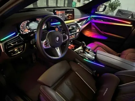 BMW 530i G30 순정 연동 엠비언트 듀얼 컬러 안전 기능까지 에이비클 서울 / 과천, 안양, 군포