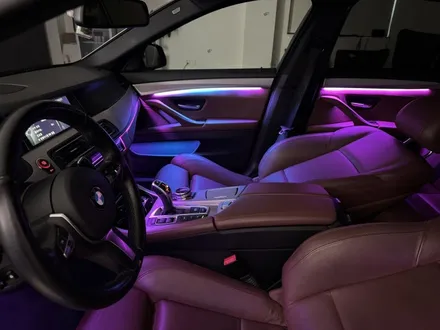 BMW 530d 순정 연동 엠비언트 다채로운 기능 으로 운전이 재밌어집니다 에이비클 남양주 / 과천, 안양, 군포