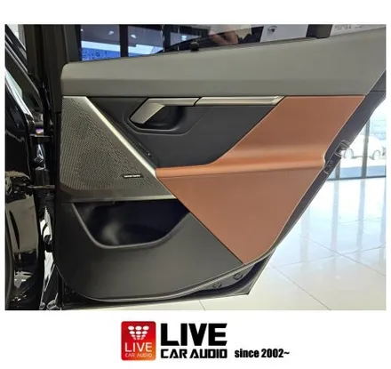 AVI 스피커 교체와 함께 회오리 앰비언트 스피커 그릴까지 튜닝 되는 [ BMW G60 ] / 창원시 봉암동