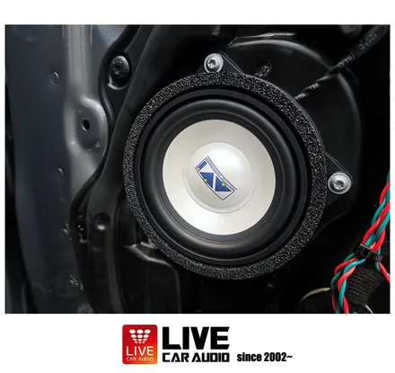 BMW 6GT 회오리 앰비언트 스피커 그릴과 AVI BM100 4D 스피커 교체 튜닝으로 시선을 사로잡으로 음악을 듣는 즐거움까지~ / 창원시 봉암동