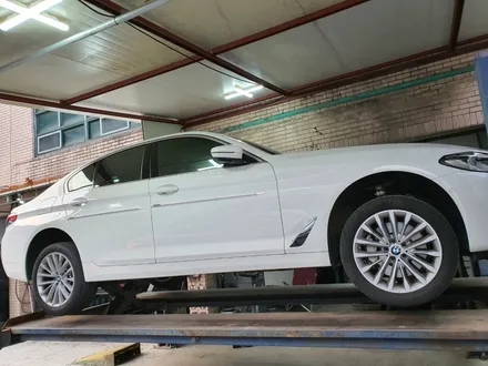 BMW 530i 블랙색상으로 컬러변경해 휠도색 복원작업 / 천안, 평택, 청주