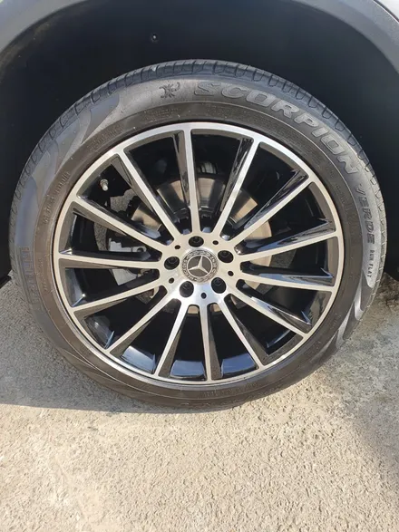 [오성휠수리][휠복원][휠수리][휠도색][다이아컷팅휠복원]벤츠 GLC 250D 다이아컷팅 휠복원 / 천안, 평택, 청주
