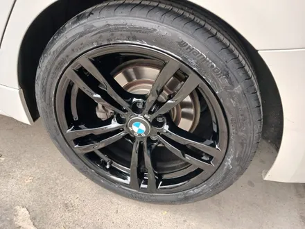 경주휠복원 BMW 320d 18인치 유광 블랙 휠 복원 사례 / 대구 달서, 남구, 서구