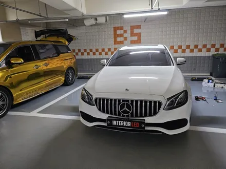 벤츠송풍구 e클래스송풍구 미드엠비언트 출장엠비언트 interiorled e300 4d부메스터 w213 e350 e220 벤츠도어빔 벤츠도어라이트 w213엠비언트 e클래스엠비언트 / 부천, 수도권 출장
