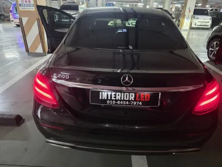 벤츠 w213 e300 송풍구엠비언트 출장시공 39만원 할인중 / 부천, 수도권 출장