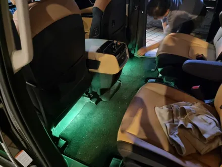 회오리스피커엠비언트 선루프엠비언트 파노라마엠비언트  ka4엠비언트 신형카니발엠비언트 DMX스피커엠비언트 부천무빙엠비언트 순정연동 과속연동 출장엠비언트 수도권출장엠비언트 / 부천, 수도권 출장