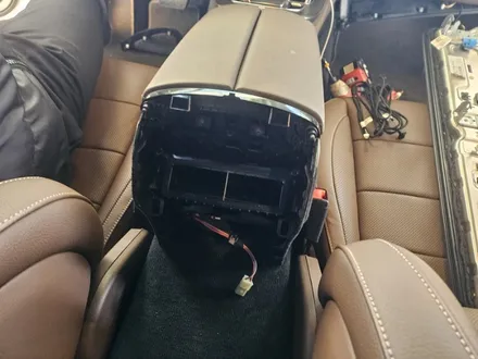 w213페이스리프트엠비언트 e250엠비언트 벤츠송풍구엠비언트 w213e350송풍구엠비언트 벤츠미드스피커엠비언트 e250전동부메스터 출장시공 출장엠비언트 / 부천, 수도권 출장