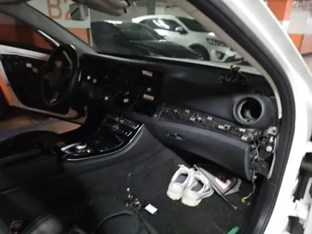 e300엠비언트 벤츠송풍구 e300도어라이트 w213엠비언트 w213e300전동부메스터 벤츠4D전동부메스터 출장시공벤츠 출장엠비언트 e220송풍구엠비언트 / 부천, 수도권 출장