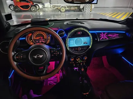 클럽맨엠비언트 미니엠비언트 f57엠비언트 mini엠비언트 bmw미니엠비언트 출장시공 출장엠비언트 bmw무빙엠비언트 미니컨버터블엠비언트 미니쿠퍼송풍구엠비언 미니쿠퍼무빙엠비언트 / 부천, 수도권 출장