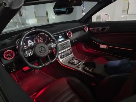 벤츠 r172 slc43amg  카본디컷핸들 엠비언트 광량업 출장시공 엠비언트 slk엠비언트 / 부천, 수도권 출장