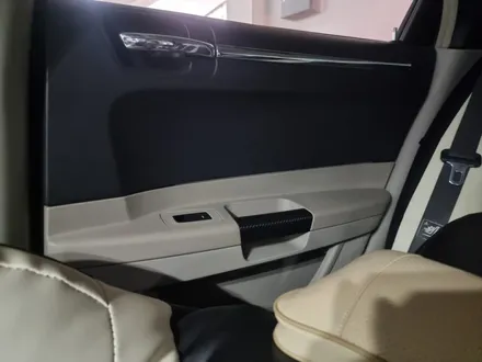 크라이슬러 300c RGB DMX아크릴 비노출 엠비언트 서울 출장시공엠비언트 수도권출장시공엠비언트 / 부천, 수도권 출장