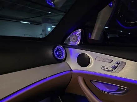 벤츠w213e250송풍구엠비언트 w213엠비언트 e클래스엠비언트 벤츠w213전동부메스 eqs스타일송풍구엠비언트 출장엠비언트 출장시공 / 부천, 수도권 출장