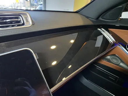 벤츠 w223 s580 롱바디 블랙에디션  신차출고 액티브엠비언트 피아노트림 전동부메스터 출장 시공 시트백피아노트림 / 부천, 수도권 출장