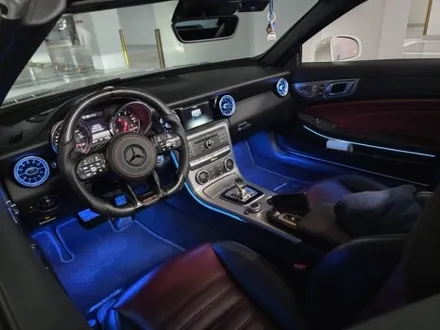 벤츠 r172 slc43amg  카본디컷핸들 엠비언트 광량업 출장시공 엠비언트 slk엠비언트 / 부천, 수도권 출장