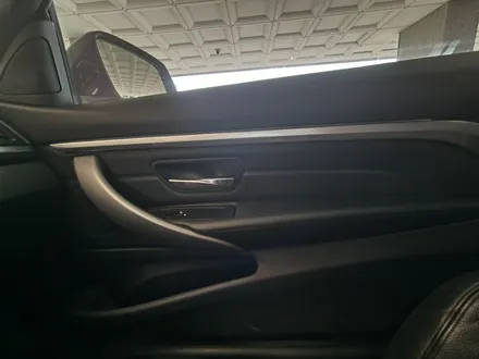 출장 <서울,경기,인천> BMW M4  아크릴 반매립 비노출 엠비언트라이트 풋등RGB 출장엠비언트시공 / 부천, 수도권 출장