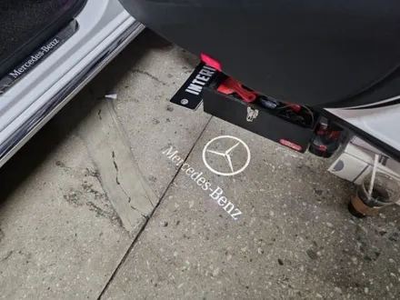 e300엠비언트 벤츠송풍구 e300도어라이트 w213엠비언트 w213e300전동부메스터 벤츠4D전동부메스터 출장시공벤츠 출장엠비언트 e220송풍구엠비언트 / 부천, 수도권 출장