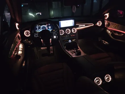 벤츠w205 c43amg 64색멀티컬러엠비언트 순정커맨더연동 송풍구엠비언트 전동부메스터 데쉬보드가로몰딩 엠비언트 출장시공 전문 영종도벤츠엠비언트 / 부천, 수도권 출장