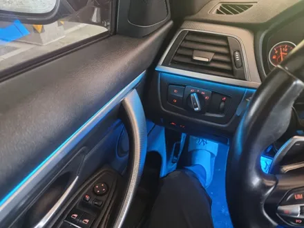 출장 <서울,경기,인천> BMW M4  아크릴 반매립 비노출 엠비언트라이트 풋등RGB 출장엠비언트시공 / 부천, 수도권 출장