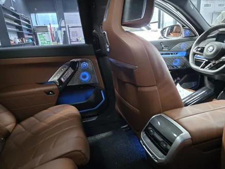bmw 7시리즈 g70  회오리스피커엠비언트 740i 740d 740m 출장시공 출장엠비언트 / 부천, 수도권 출장