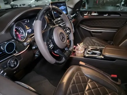 핸들교체를 출장으로? 출장엠비언트 핸들교체서비스 벤츠 w166 gls500 카본디컷핸들 / 부천, 수도권 출장