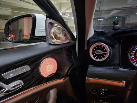 벤츠송풍구 e클래스송풍구 미드엠비언트 출장엠비언트 interiorled e300 4d부메스터 w213 e350 e220 벤츠도어빔 벤츠도어라이트 w213엠비언트 e클래스엠비언트 / 부천, 수도권 출장