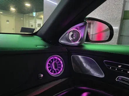 s500잠자리핸들 w222잠자리핸들 s클래스잠자리핸들 무선카플레이 7색 송풍구엠비언트 출장시공 엠비언트전문점 / 부천, 수도권 출장