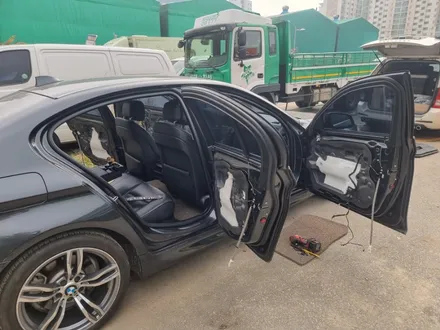 BMW520d엠비언트 f10엠비언트 320d엠비언트 순정연동 과속연동 RGB DMX아크릴 비노출 엠비언트 순정연동 과속연동 출장시공엠비언트 수도권출장시공엠비언트 / 부천, 수도권 출장