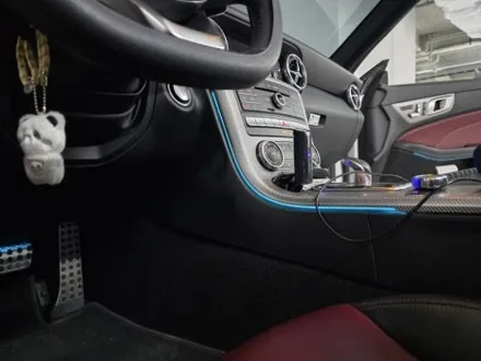 벤츠 r172 slc43amg  카본디컷핸들 엠비언트 광량업 출장시공 엠비언트 slk엠비언트 / 부천, 수도권 출장