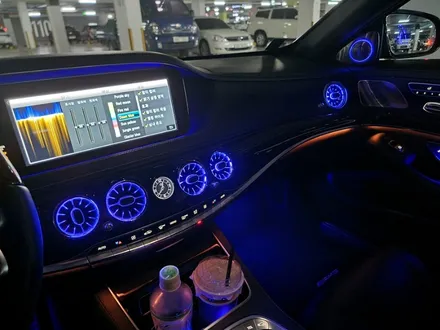 출장엠비언트 엠비언트 엠비언트라이트 부천엠비언트 dmx벤츠 w222 벤츠송풍구 벤츠w222 벤츠4d부메스터 벤츠3d부메스터 벤츠부메스터 w222 송풍구엠비언트 알리엠비언트 알리공임 / 부천, 수도권 출장