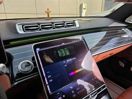 벤츠 w223 롱바디 s450 피아노라커트림 액티브엠비언트 4D전동부메스터 출장 엠비언트 출장시공 / 부천, 수도권 출장