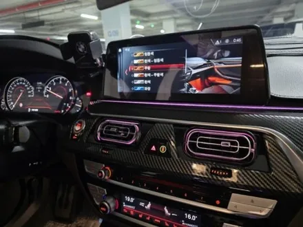 bmw g30 530i 회오리스피커 송풍구엠비언트 맵등실내등독서등엠비언트 선루프엠비언트 안전벨트엠비언트 콘솔엠비언트 크리스탈기어봉 출장엠비언트 / 부천, 수도권 출장