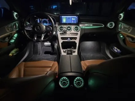 벤츠w205 c43amg 64색멀티컬러엠비언트 순정커맨더연동 송풍구엠비언트 전동부메스터 데쉬보드가로몰딩 엠비언트 출장시공 전문 영종도벤츠엠비언트 / 부천, 수도권 출장