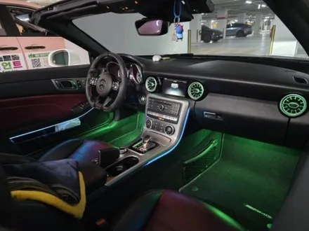 벤츠 r172 slc43amg  카본디컷핸들 엠비언트 광량업 출장시공 엠비언트 slk엠비언트 / 부천, 수도권 출장