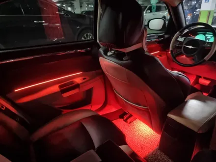 크라이슬러 300c RGB DMX아크릴 비노출 엠비언트 서울 출장시공엠비언트 수도권출장시공엠비언트 / 부천, 수도권 출장