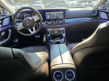 벤츠 c257 cls450 4D전동부메스터 2열송풍구엠비언트 미드스피커엠비언트 프레임리스도어 쿠페 카브리올레 전동부메스터 출장엠비언트 / 부천, 수도권 출장